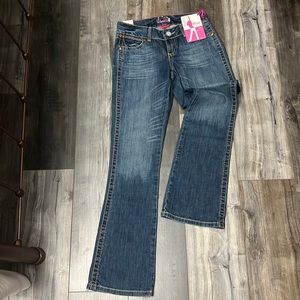 Wrangler Jeans Low Rise Boot Cut 1/2 x 32